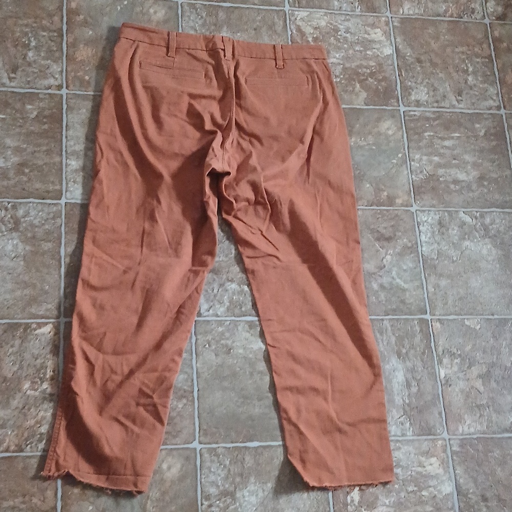 GUC J.Crew High Rise Girlfriend Frayed Ankle Chino Size 8 - Picture 4 of 5